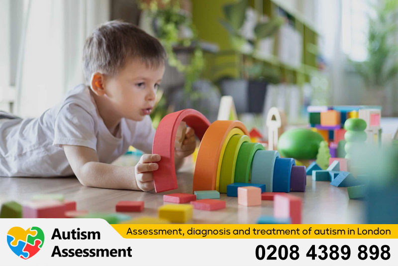 Dr. Moafi Evaluates Children's Autism In London​
